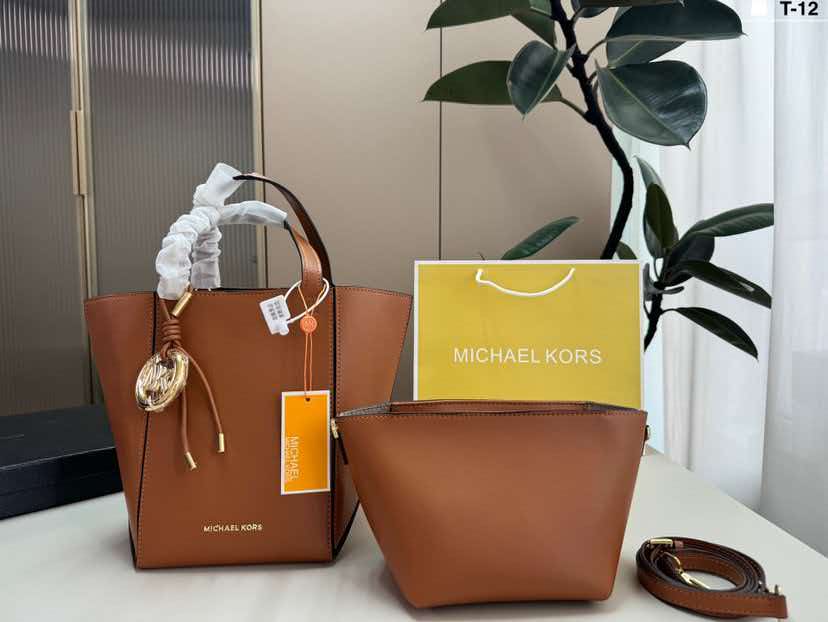MICHAEL KORS/Michael Kors MK 2 - Women'S Tote Bags Michael Kors avaliação e preço